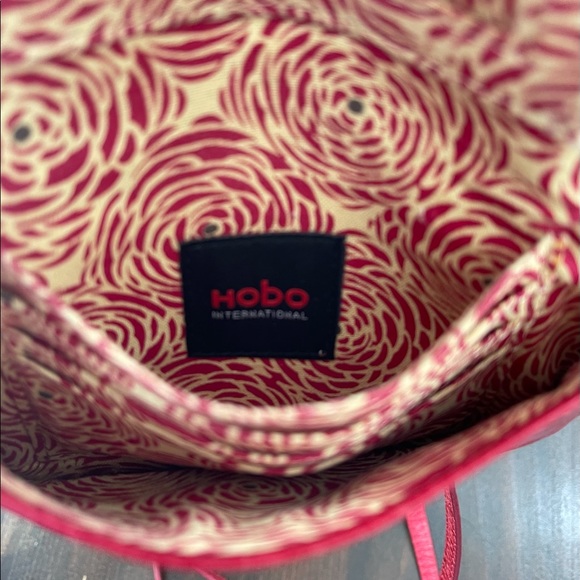 Hobo International Red Wallet Purse - Picture 9 of 9
